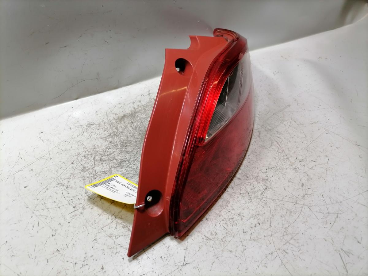 Mazda 2 DE original R&uuml;cklicht R&uuml;ckleuchte Schlussleuchte rechts Bj.2009
